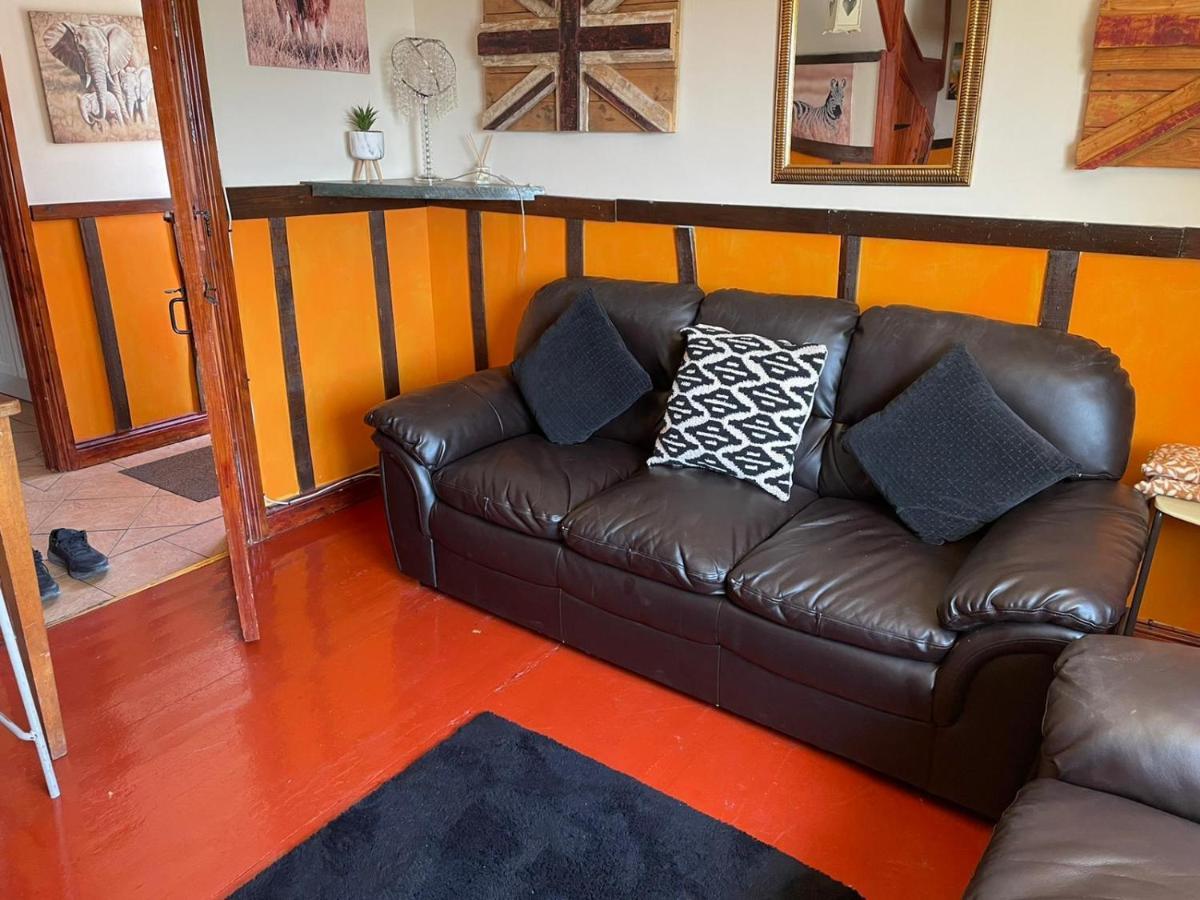 Yarm Cottages Sleeping 12 Kirklevington ภายนอก รูปภาพ